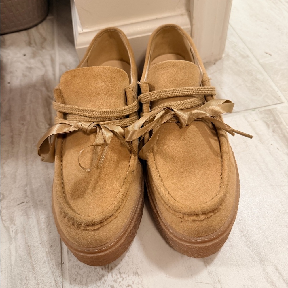 Hush Puppies Tan Loafers